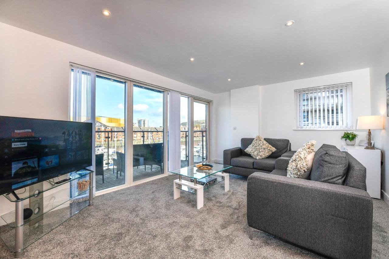Just Stay Wales - Meridian Wharf, Marina View - 2 Bed Apartment Swansea Exterior photo